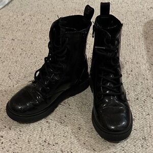 Art Class Shiny Black Kids Boots